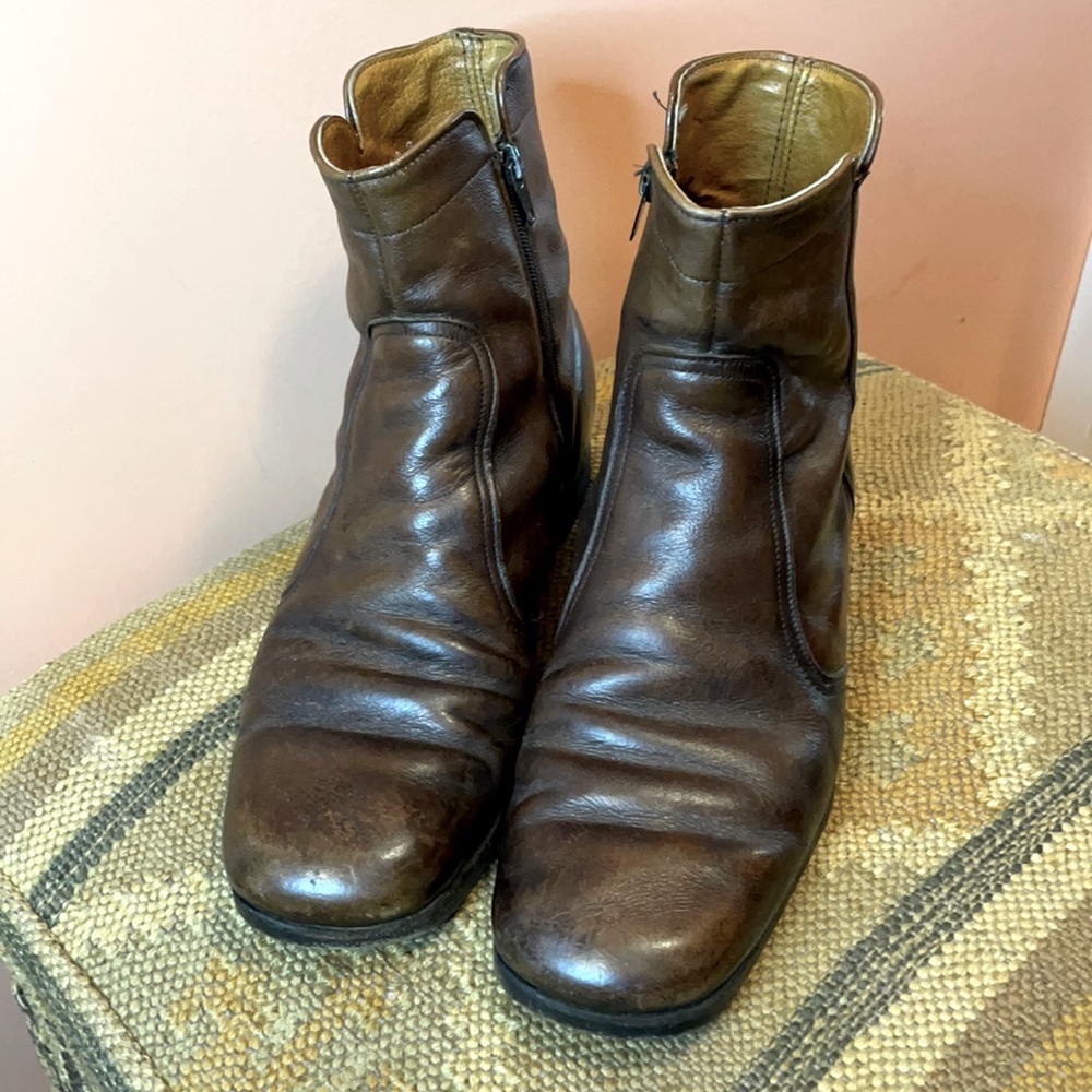 Vintage Essex Leather Boots